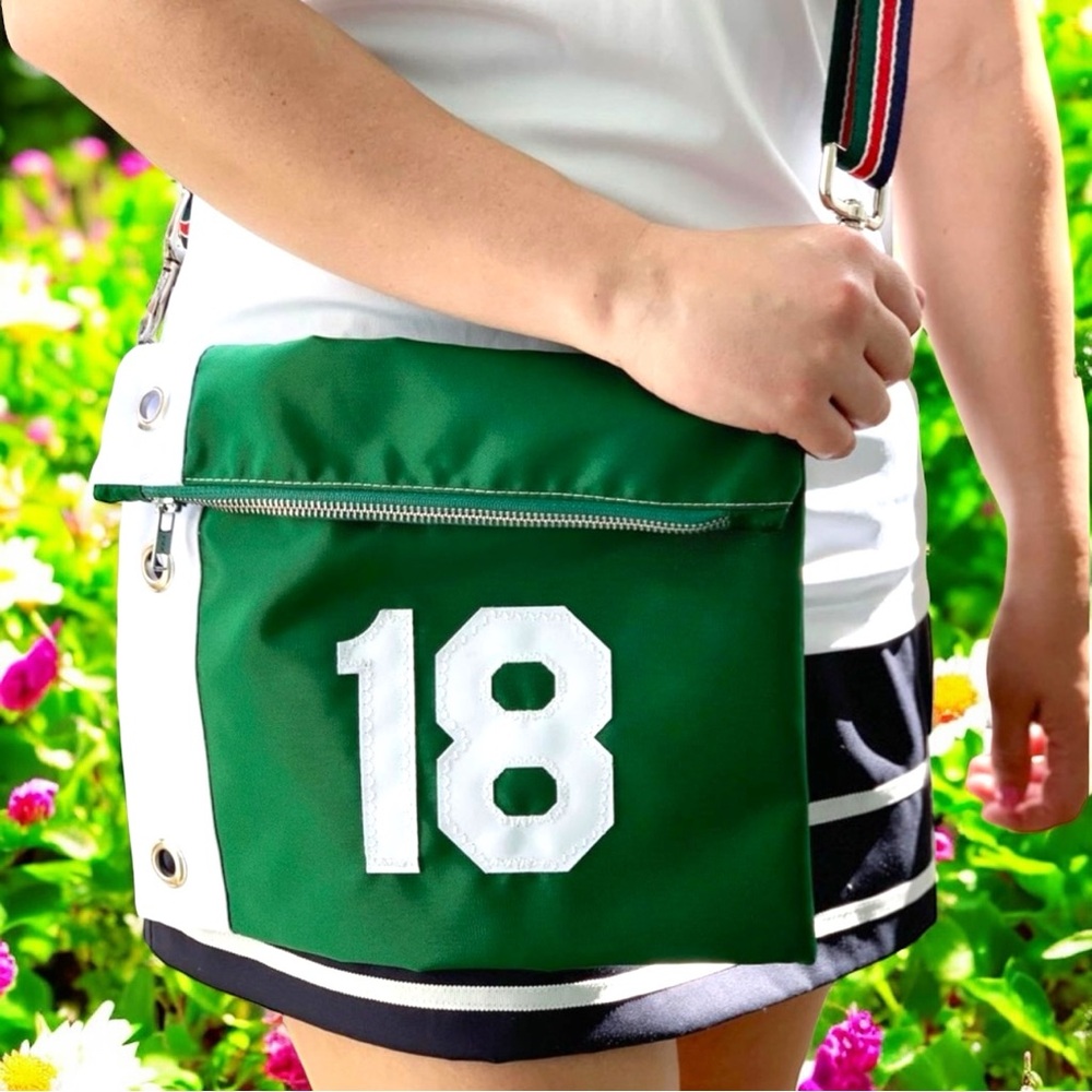 Crab & Cleek Flagstick Crossbody Bag for Golf, NWT! Great gift for a gol…